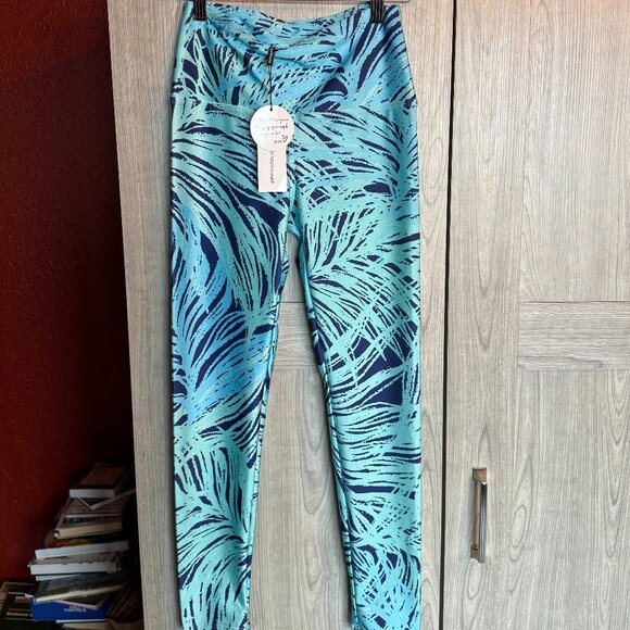 NWT Pineapple clothing tropical dream leggings - Picture 1 of 2